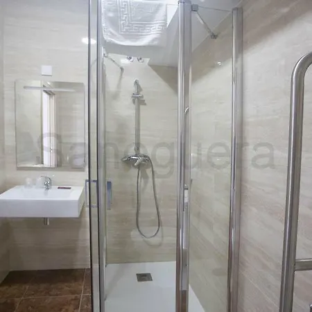 Che Guest house *